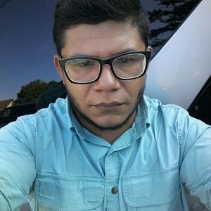 Meet your Posher, Alexis